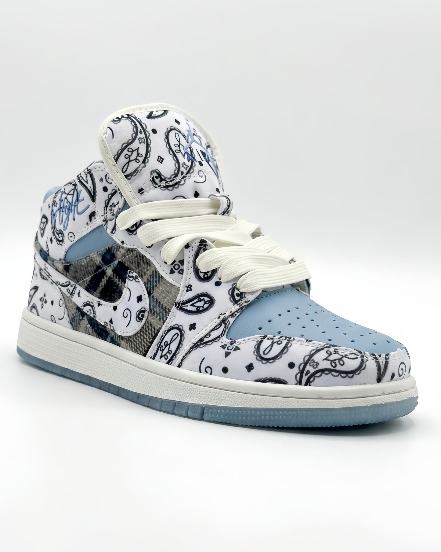 AIR JORDEN 1 LIGHT BLUE